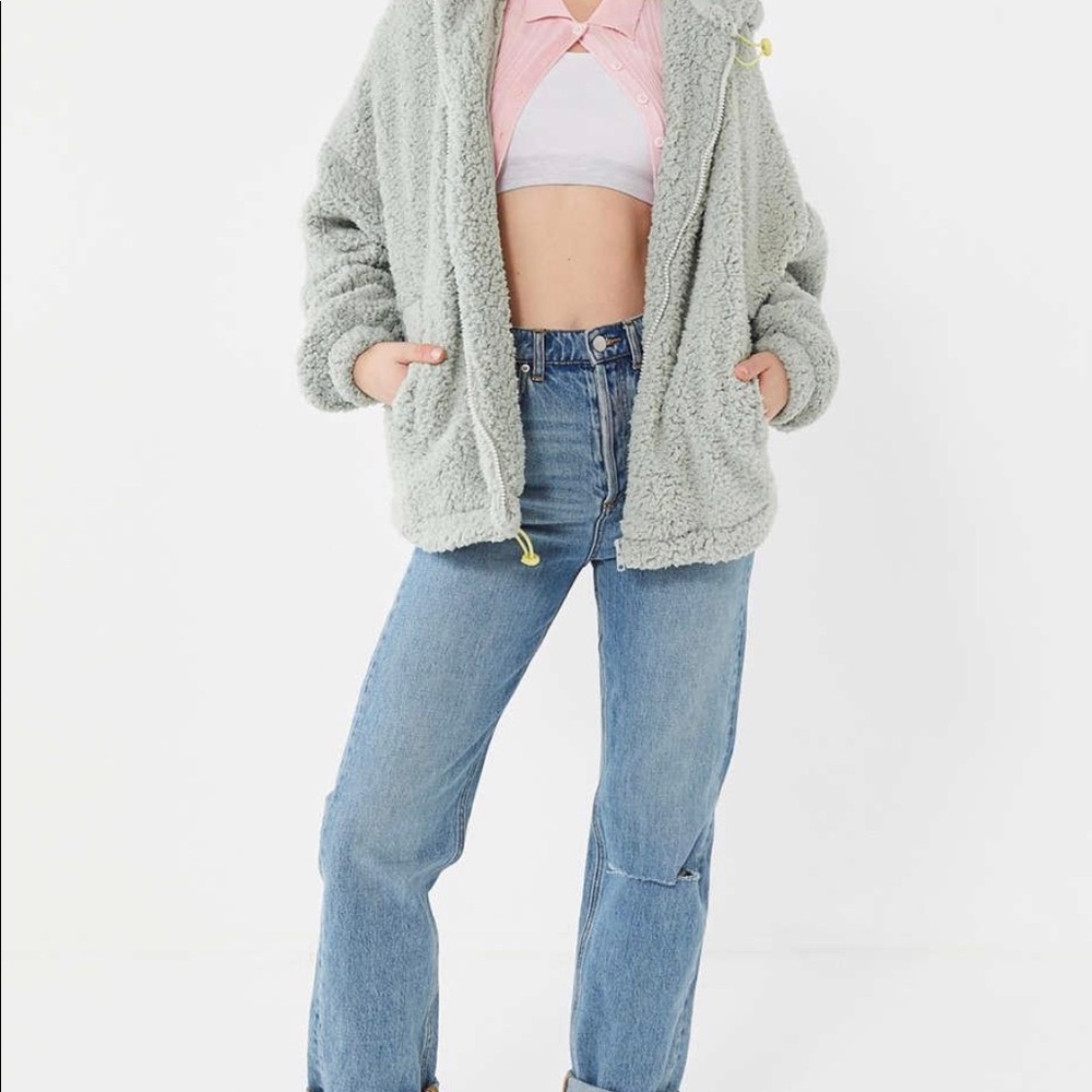 Urban Outfitters Wilma Teddy Jacket - Picture 2 of 5